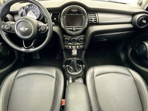 Used 2018 MINI Cooper 4-Door Hardtop FWD image 13