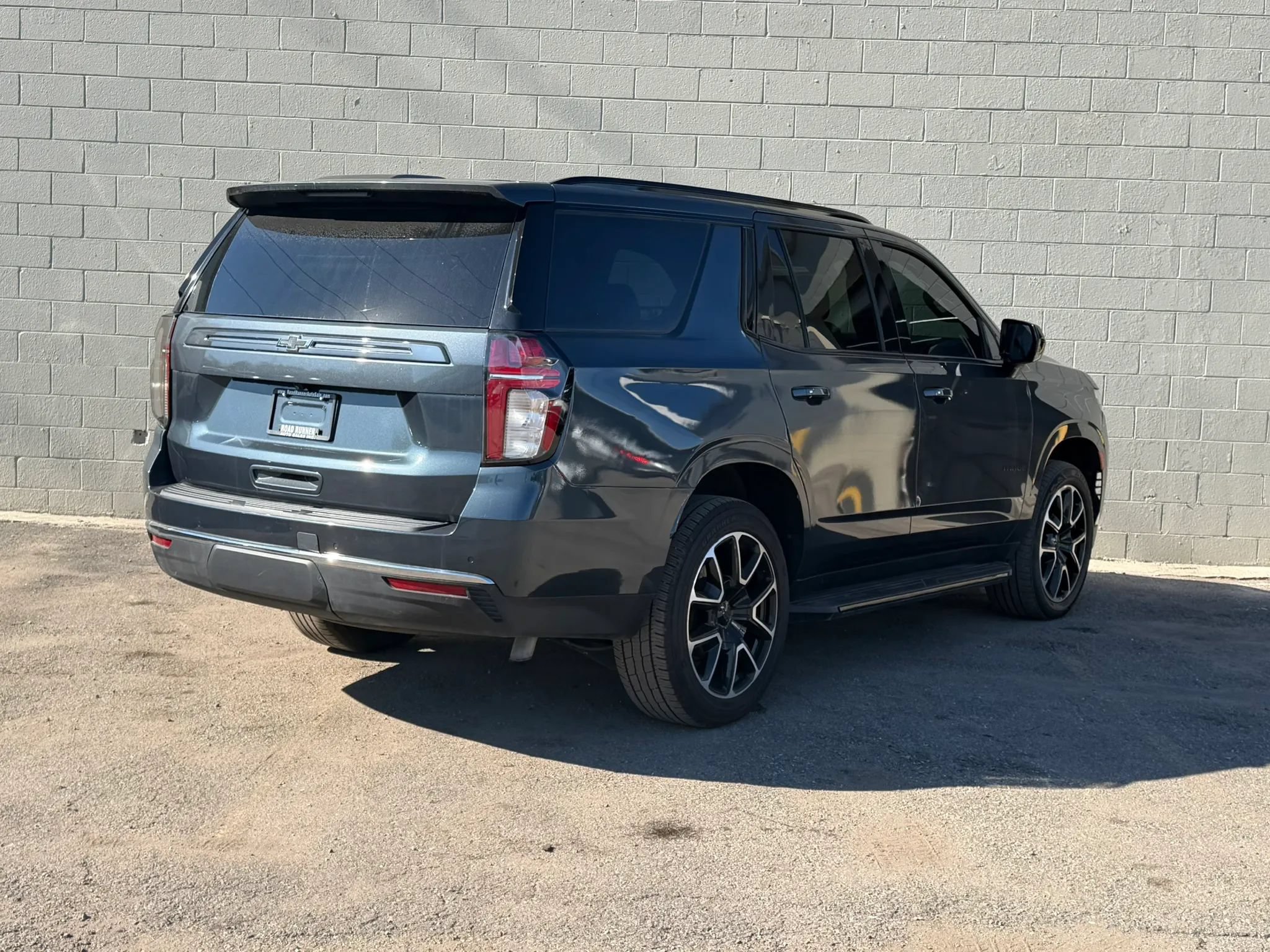 Used 2021 Chevrolet Tahoe RST w/ Rear Media and Nav Package AWD/4WD image 5
