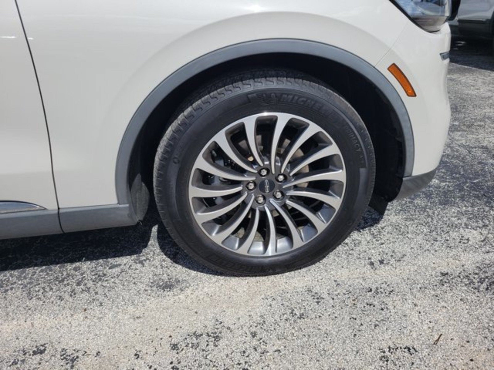 Used 2021 Lincoln Aviator Reserve RWD image 10