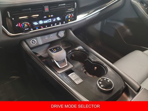 Certified 2023 Nissan Rogue SL w/ SL Premium Package image 20