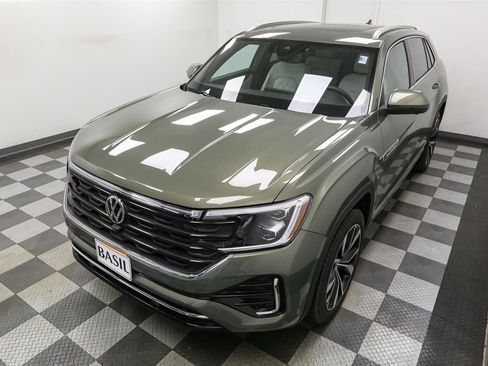 New 2026 Volkswagen Atlas Cross Sport SEL Premium R-Line AWD/4WD image 6