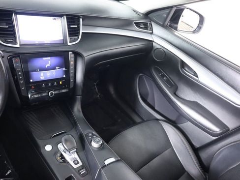 Used 2019 INFINITI QX50 Essential w/ Proactive Package AWD/4WD image 38