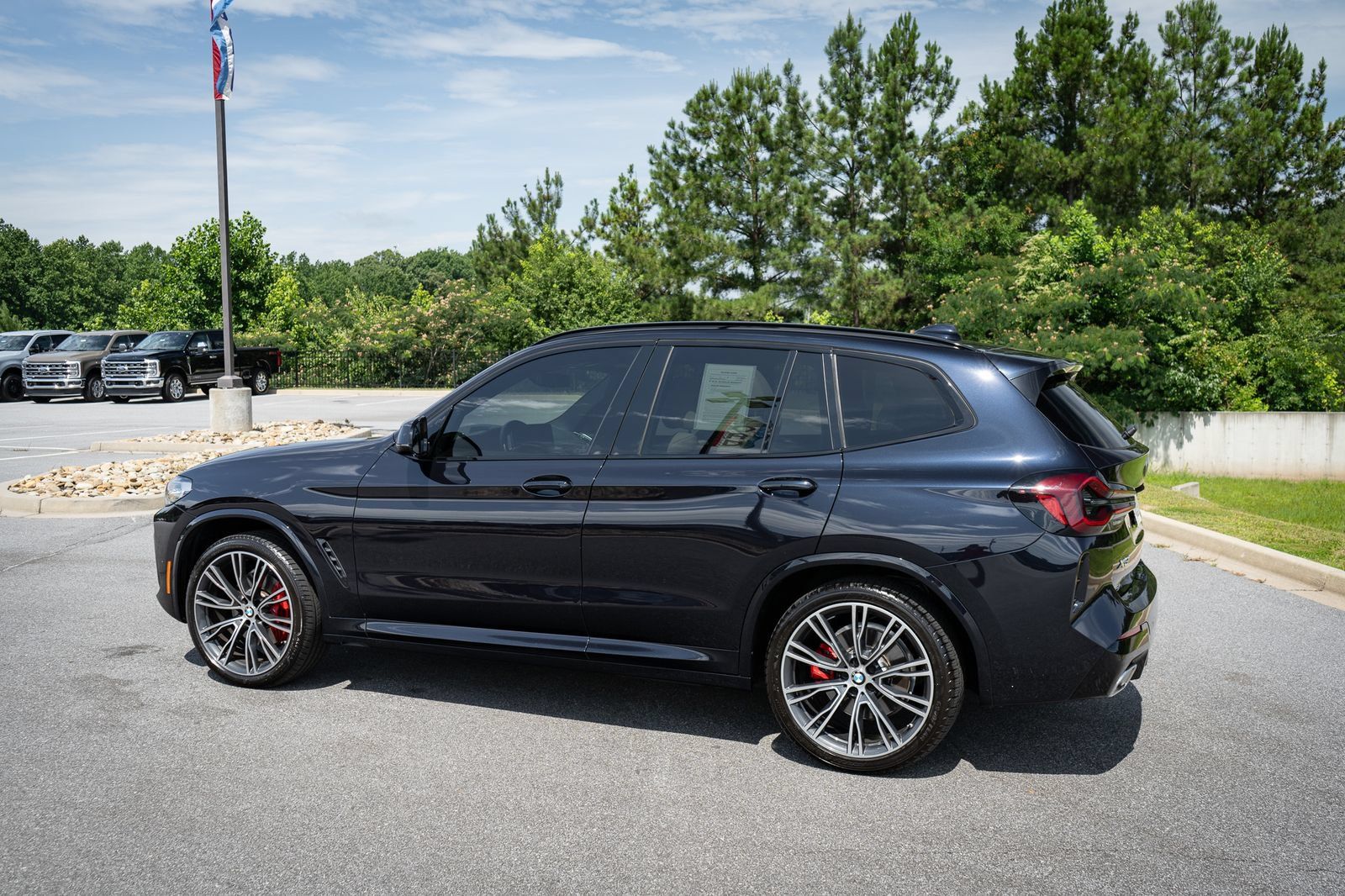Used 2022 BMW X3 xDrive30i w/ M Sport Package 2 AWD/4WD image 7