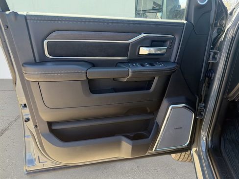 New 2026 RAM 3500 Laramie AWD/4WD image 21