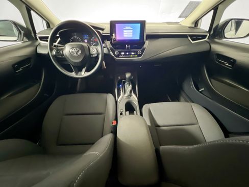 Used 2024 Toyota Corolla LE FWD image 28