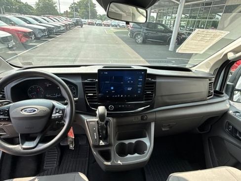 Used 2023 Ford Transit 350 XLT RWD image 9