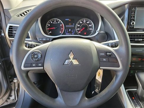Used 2020 Mitsubishi Eclipse Cross ES image 12