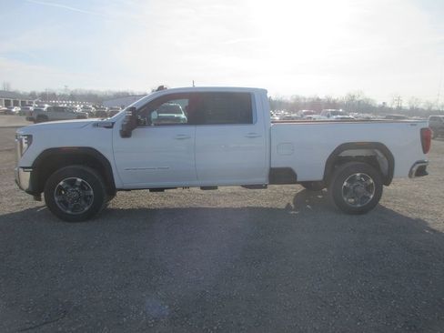 New 2026 GMC Sierra 3500 SLE w/ SLE Value Package image 10