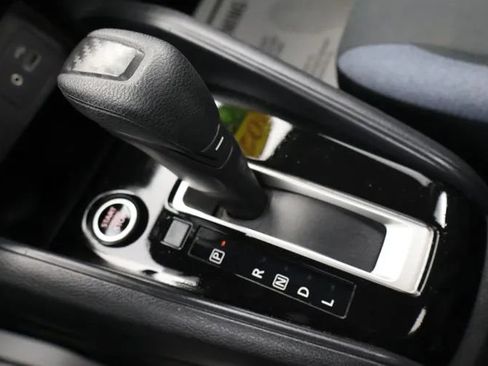 Used 2023 Nissan Versa SV FWD image 29