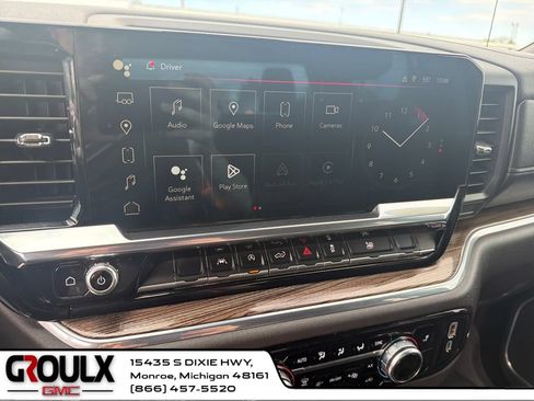 Used 2024 GMC Sierra 1500 Elevation AWD/4WD image 19