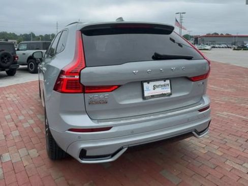 Used 2025 Volvo XC60 B5 Core w/ Protection Package Premier AWD/4WD image 9