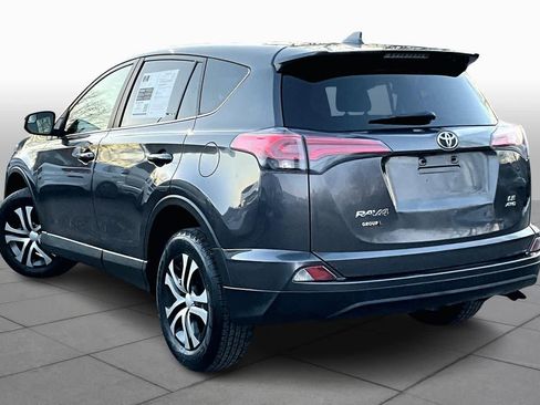 Used 2018 Toyota RAV4 LE image 11