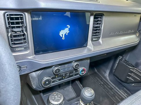 Certified 2025 Ford Bronco 2-Door image 38