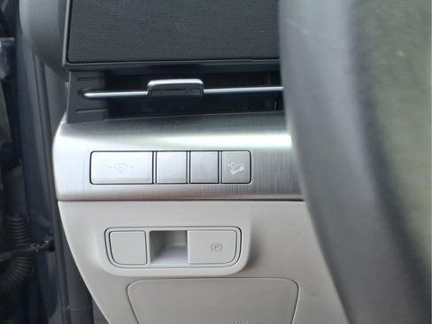 Used 2025 Hyundai Kona SEL AWD/4WD image 20