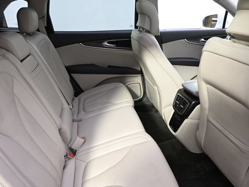 Used 2018 Lincoln MKX Reserve w/ Lincoln MKX Climate Package AWD/4WD image 18