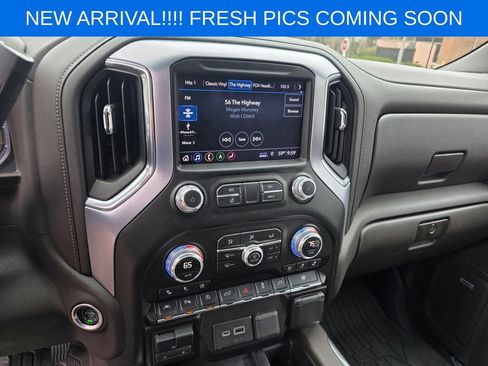 Used 2019 GMC Sierra 1500 SLT w/ SLT Premium Plus Package image 11