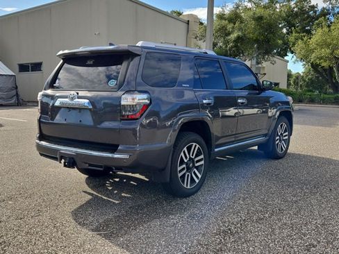Used 2018 Toyota 4Runner Limited AWD/4WD image 5