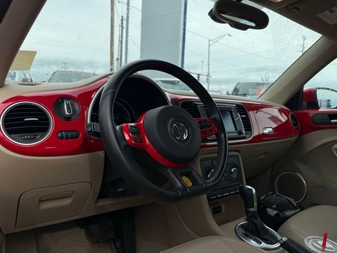 Used 2016 Volkswagen Beetle 1.8T SE image 11