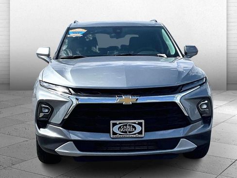 Used 2025 Chevrolet Blazer LT w/ Convenience Package image 2