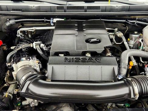 Used 2024 Nissan Frontier PRO-4X w/ Pro Premium Package image 25
