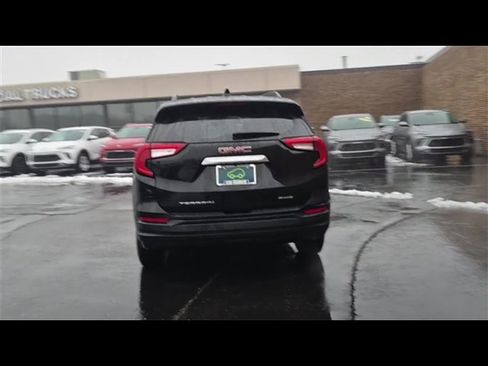 Certified 2023 GMC Terrain SLE w/ Driver Convenience Package image 7