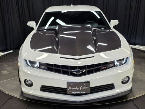 Used 2013 Chevrolet Camaro SS w/ SS Performance Package image 49