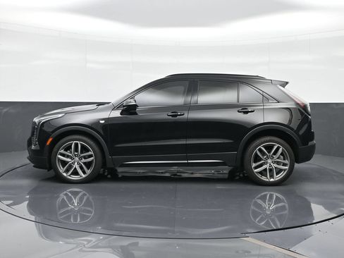 Used 2023 Cadillac XT4 Sport FWD image 3