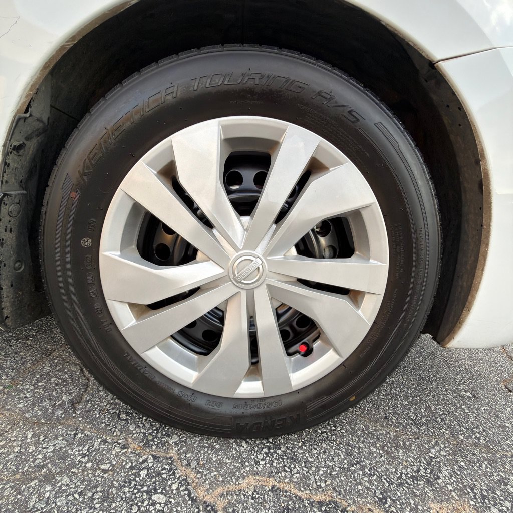 Used 2020 Nissan Versa S FWD image 45