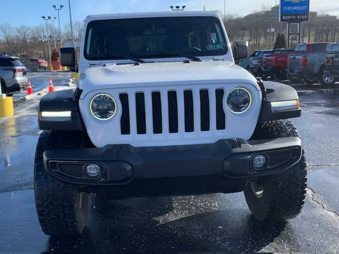 Used 2023 Jeep Wrangler Unlimited Sport image 3