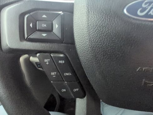 Used 2022 Ford F250 XL w/ Power Equipment Group image 13