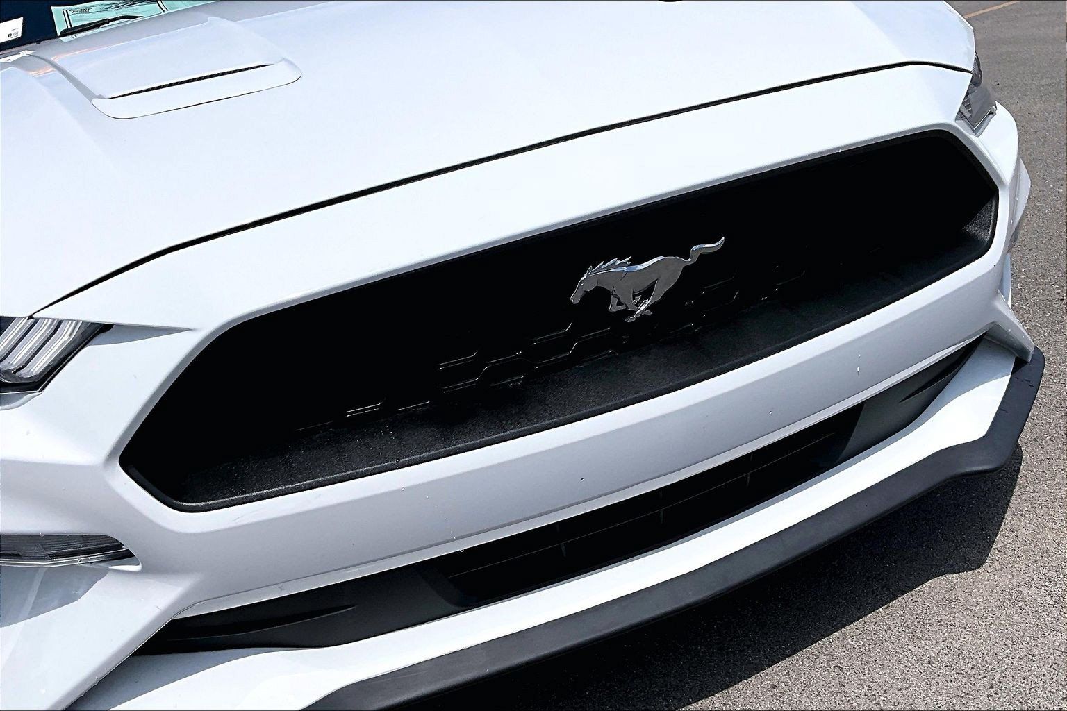 Used 2021 Ford Mustang Coupe w/ Equipment Group 101A RWD image 28