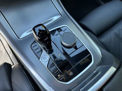 Used 2023 BMW X5 xDrive40i w/ Premium Package image 27