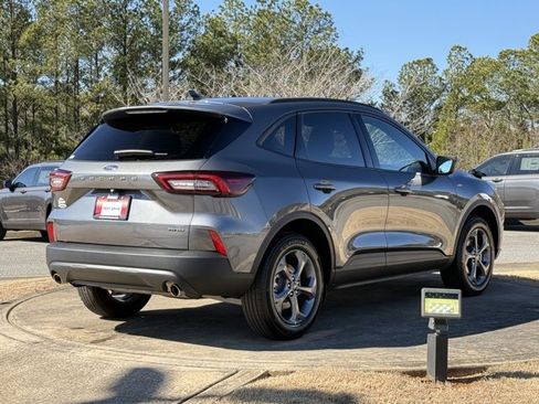Used 2025 Ford Escape ST-Line image 7