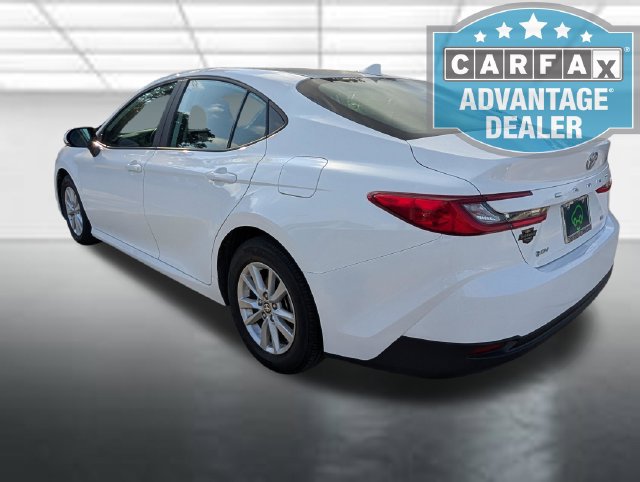 Used 2025 Toyota Camry LE FWD image 6