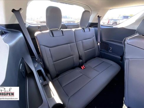 New 2026 Ford Explorer Active w/ Active Comfort Package image 26