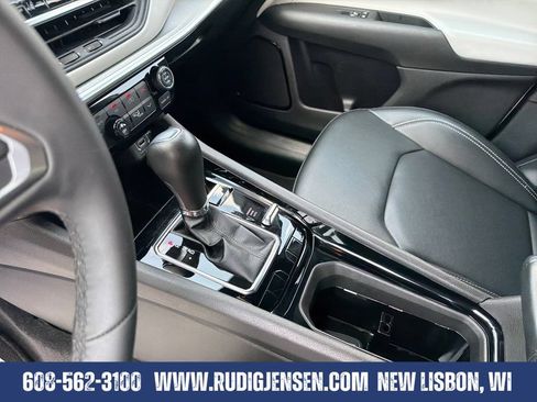 Used 2025 Jeep Compass Limited AWD/4WD image 22