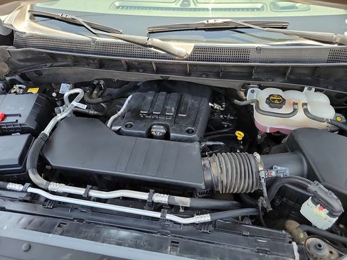 Used 2024 Chevrolet Silverado 1500 Custom RWD image 16
