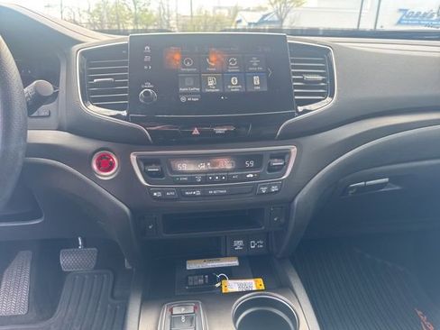 Certified 2023 Honda Passport TrailSport image 16