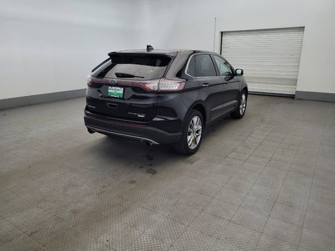 Used 2018 Ford Edge Titanium w/ Equipment Group 302A AWD/4WD image 9
