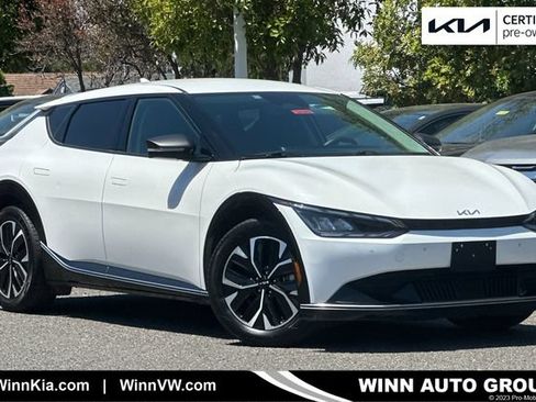 Certified 2024 Kia EV6 Wind AWD/4WD image 1