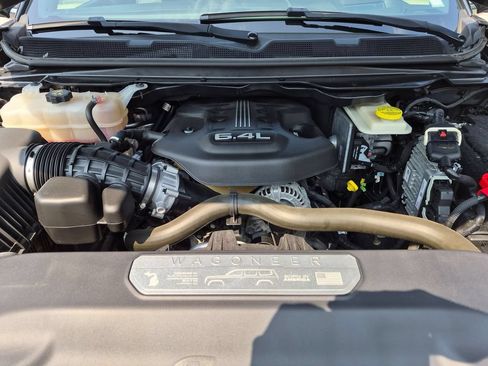 Used 2022 Jeep Grand Wagoneer Series I AWD/4WD image 34