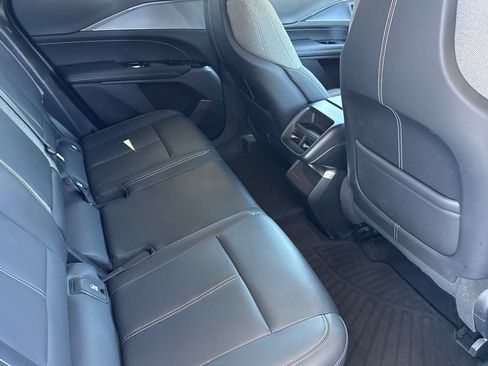 Used 2024 Cadillac Lyriq Tech RWD image 24