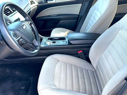 Used 2018 Ford Fusion S image 13