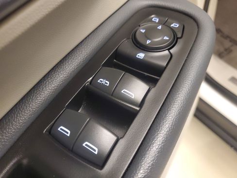 Used 2022 GMC Terrain Denali w/ Denali Premium Package image 23