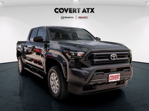 Used 2025 Toyota Tacoma SR AWD/4WD image 9