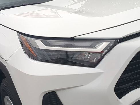 Used 2025 Toyota RAV4 LE image 18