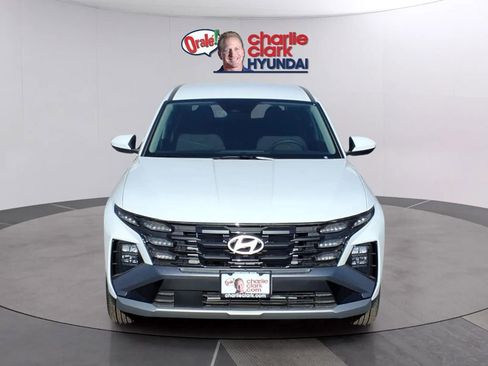 New 2026 Hyundai Tucson SE FWD image 8