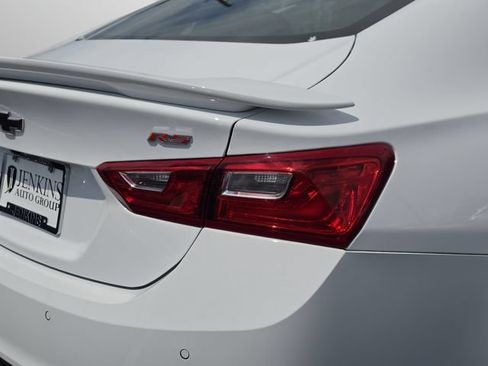 Used 2024 Chevrolet Malibu RS FWD image 19