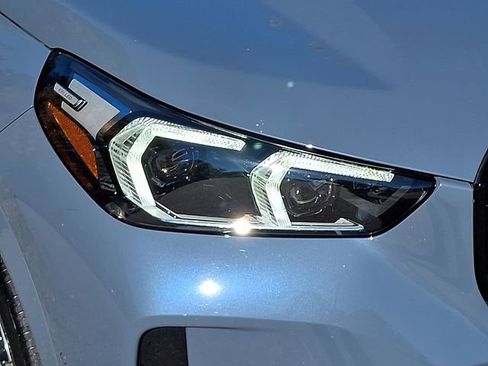 Used 2023 BMW X1 xDrive28i w/ M Sport Package image 13