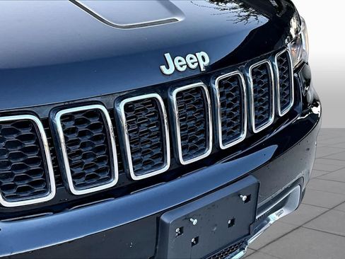 Used 2020 Jeep Grand Cherokee Limited w/ Luxury Group II RWD image 33